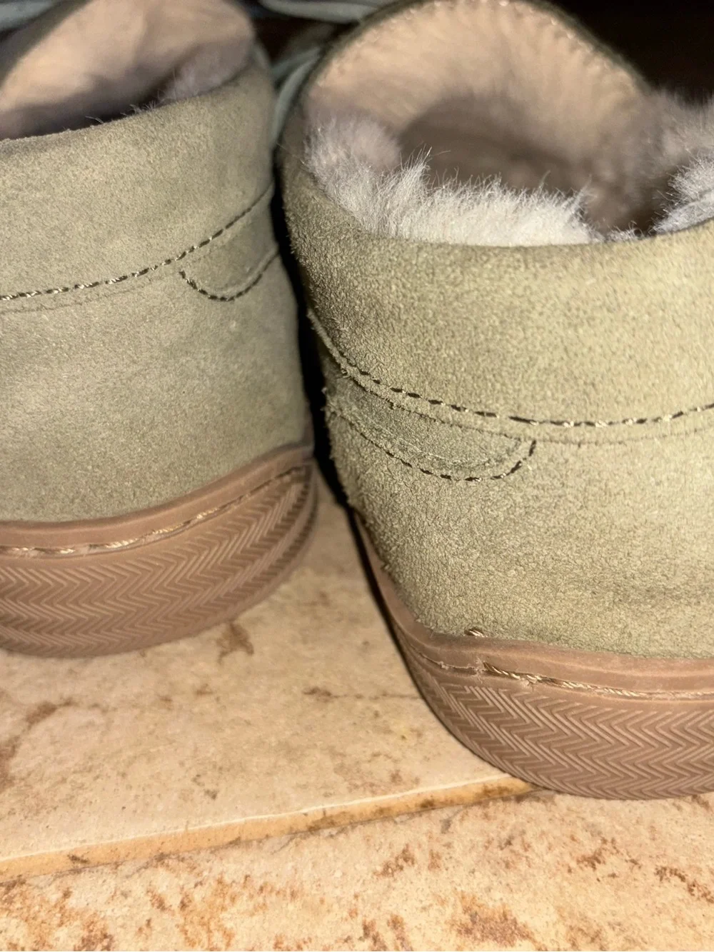 New my slippers Men's Suede Moccasin Slippers in Sage Green Sz 10